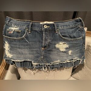 Hollister Denim vintage skirt distressed.  Size 3